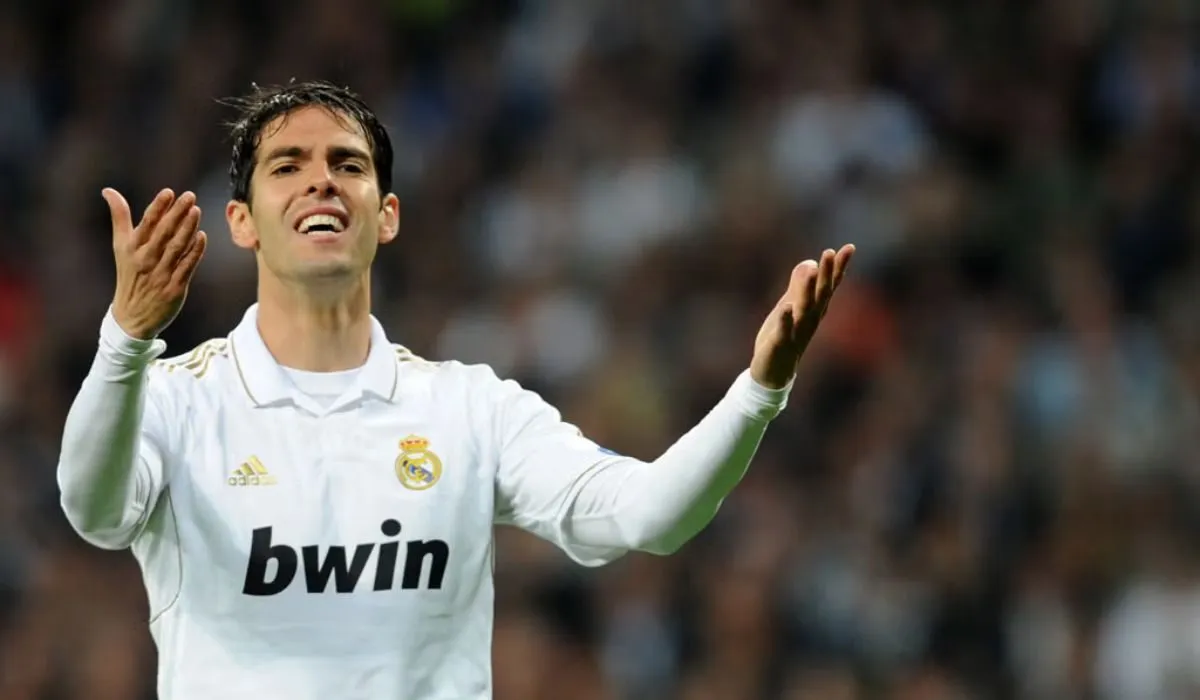 kaka-gia-nhap-real-madrid-luc-bao-nhieu-tuoi-0