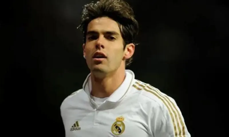 Ricardo Kaka có sự nghiệp ấn tượng như thế nào?